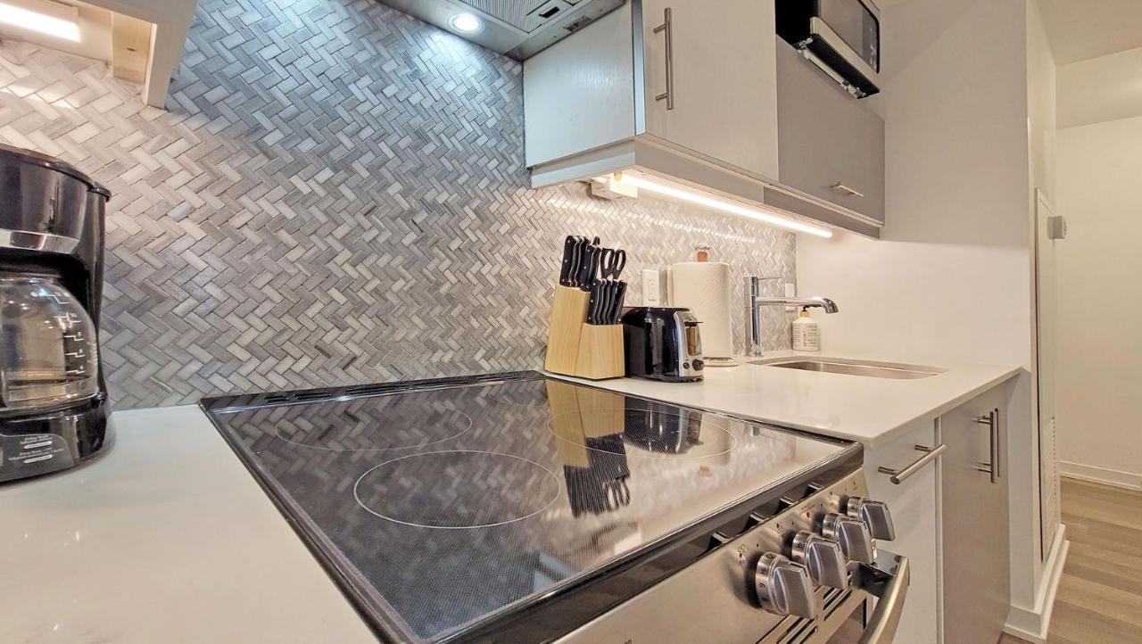 Lovely 3 Bedrooms In University Of Toronto Esterno foto