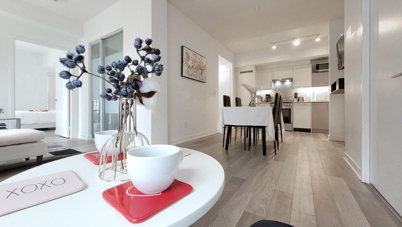 Lovely 3 Bedrooms In University Of Toronto Esterno foto