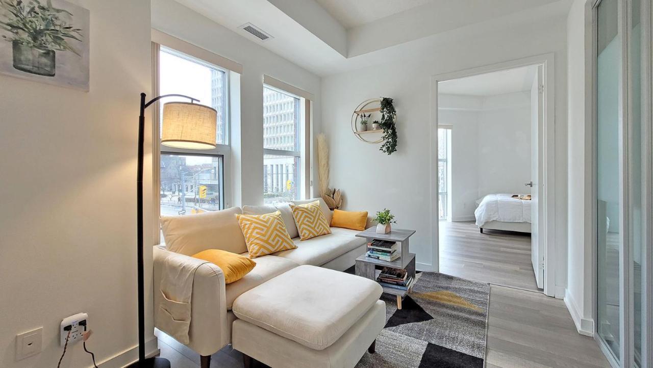 Lovely 3 Bedrooms In University Of Toronto Esterno foto