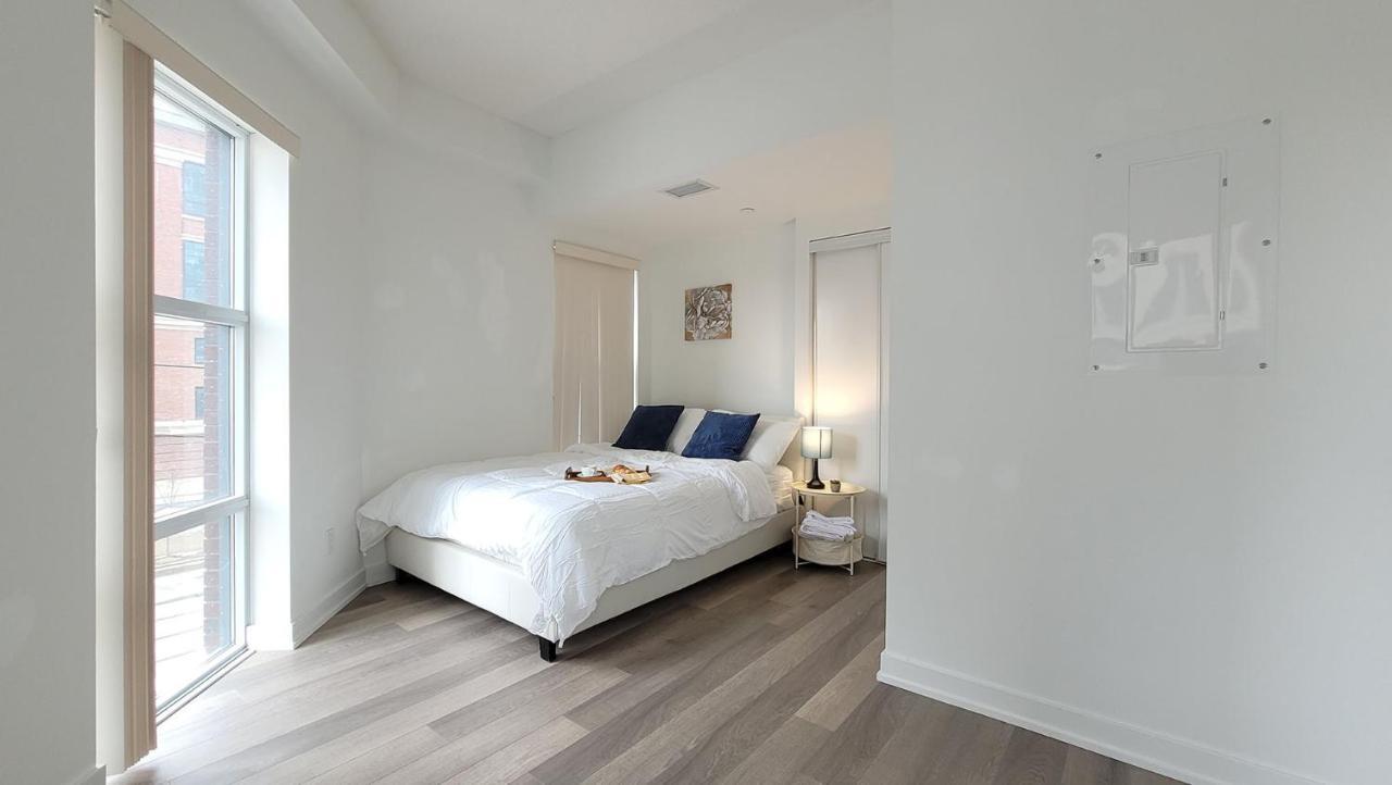 Lovely 3 Bedrooms In University Of Toronto Esterno foto