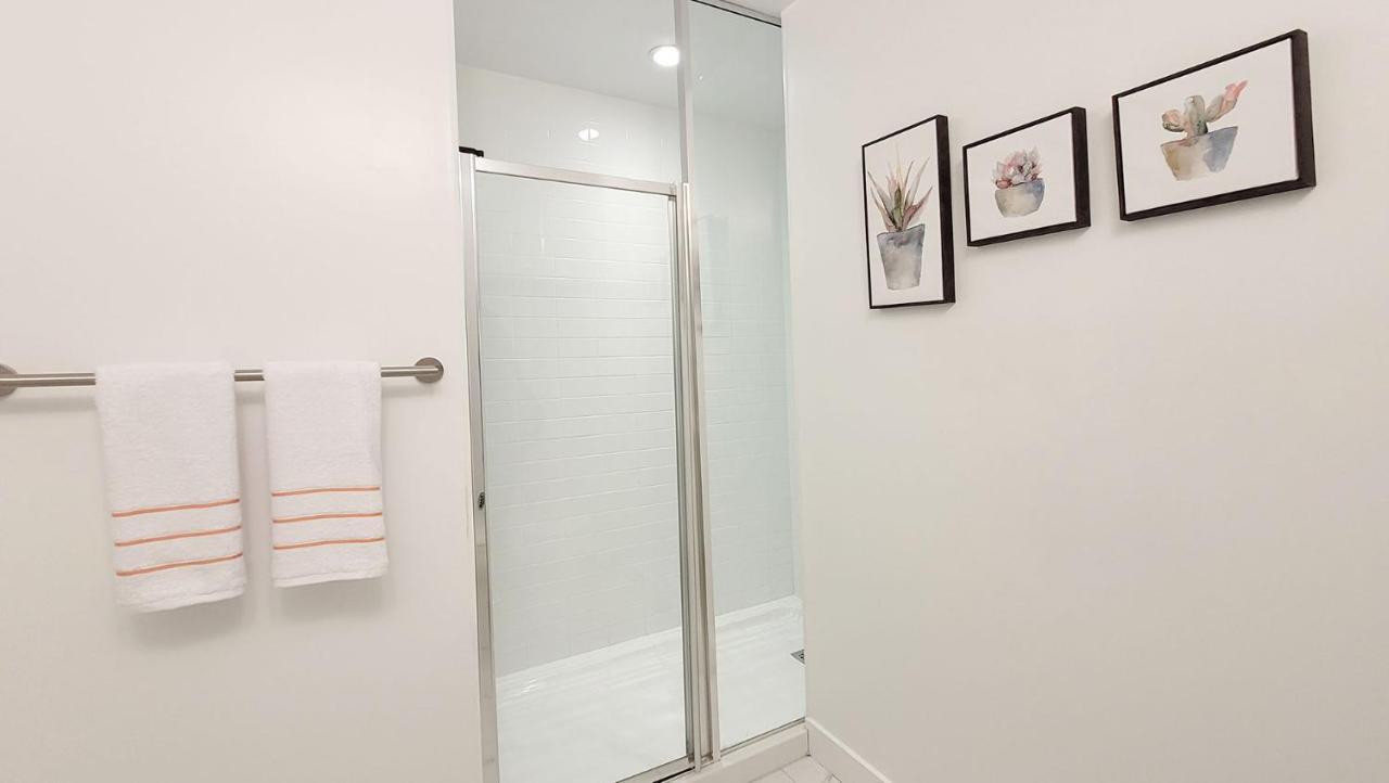 Lovely 3 Bedrooms In University Of Toronto Esterno foto