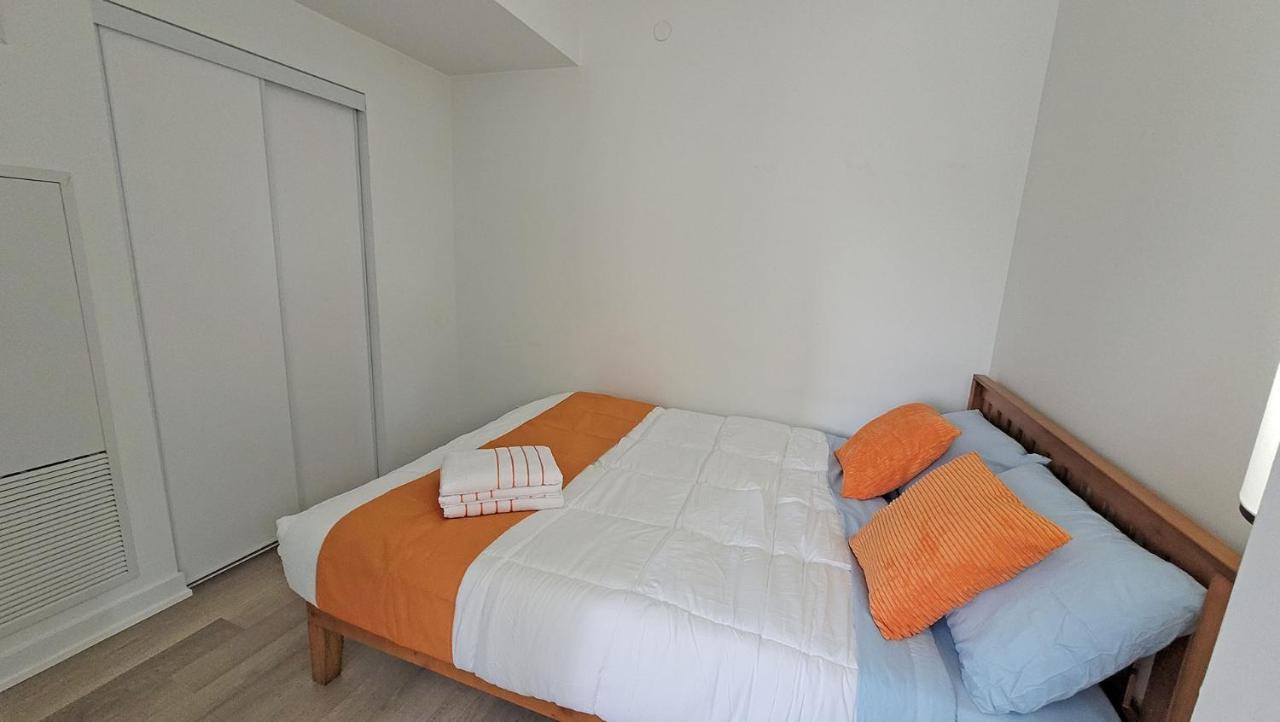 Lovely 3 Bedrooms In University Of Toronto Esterno foto