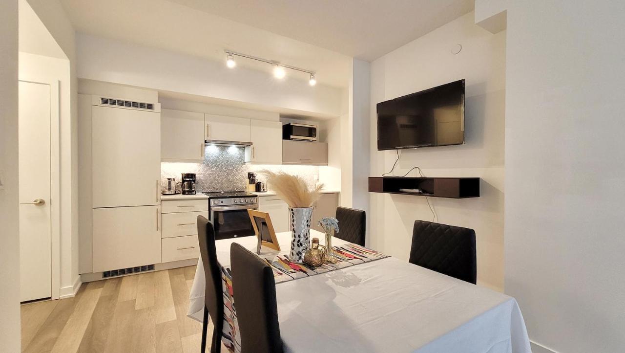 Lovely 3 Bedrooms In University Of Toronto Esterno foto