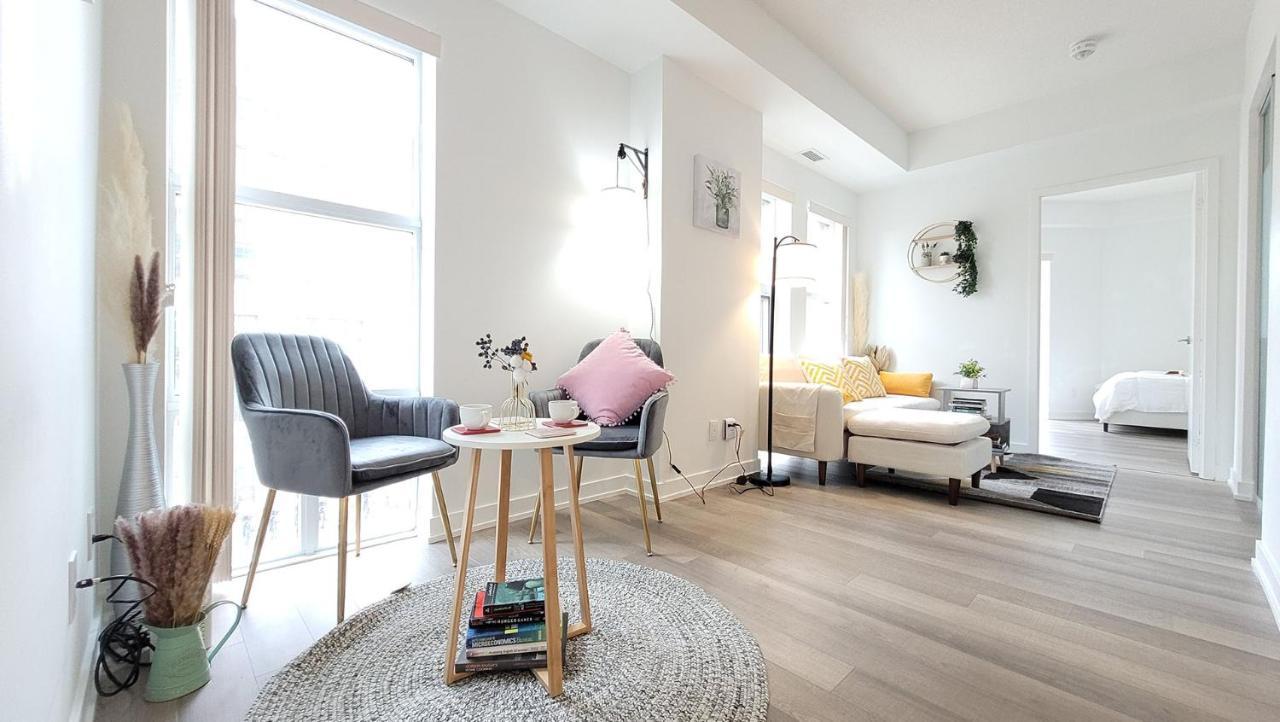 Lovely 3 Bedrooms In University Of Toronto Esterno foto
