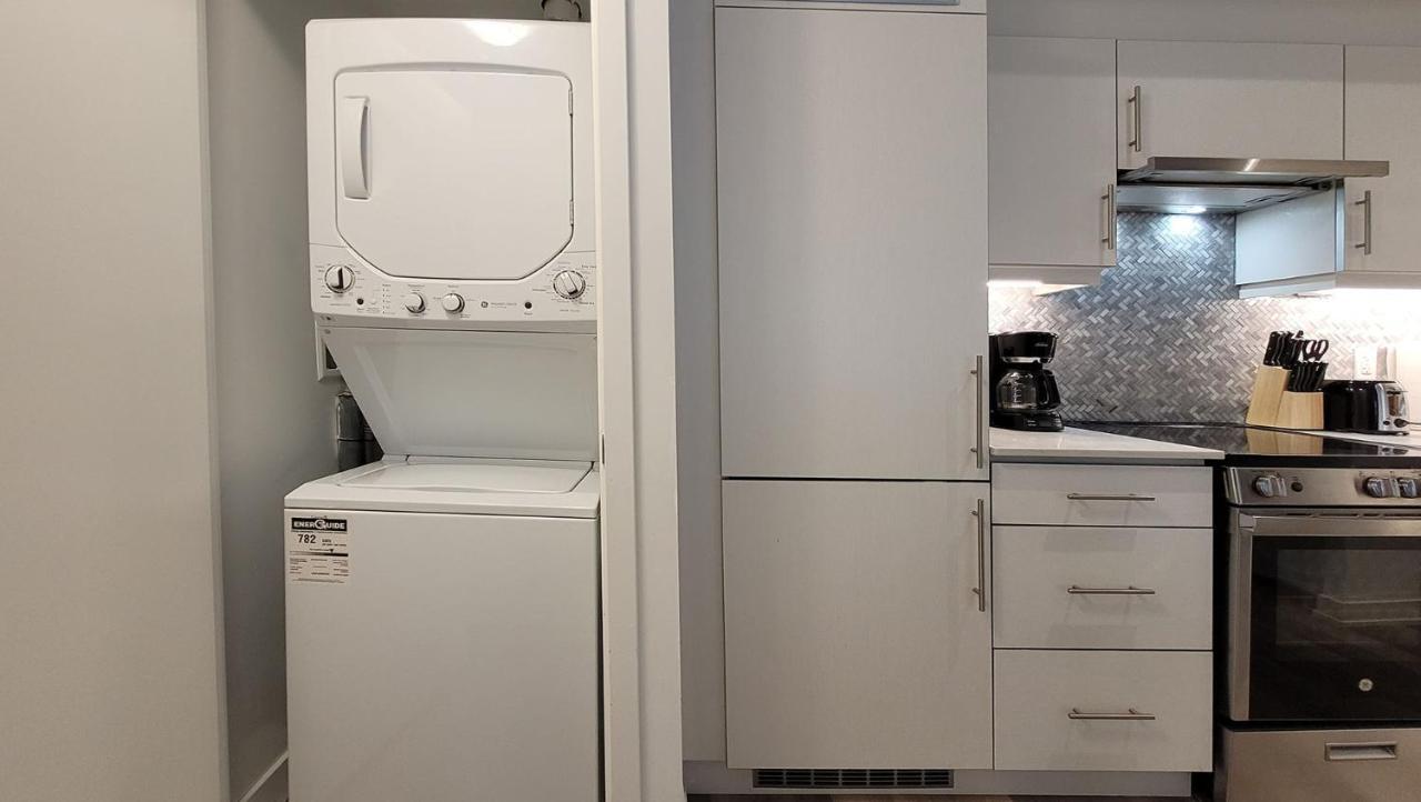 Lovely 3 Bedrooms In University Of Toronto Esterno foto