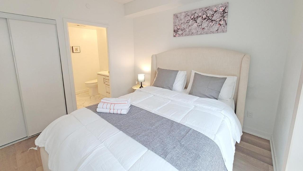 Lovely 3 Bedrooms In University Of Toronto Esterno foto