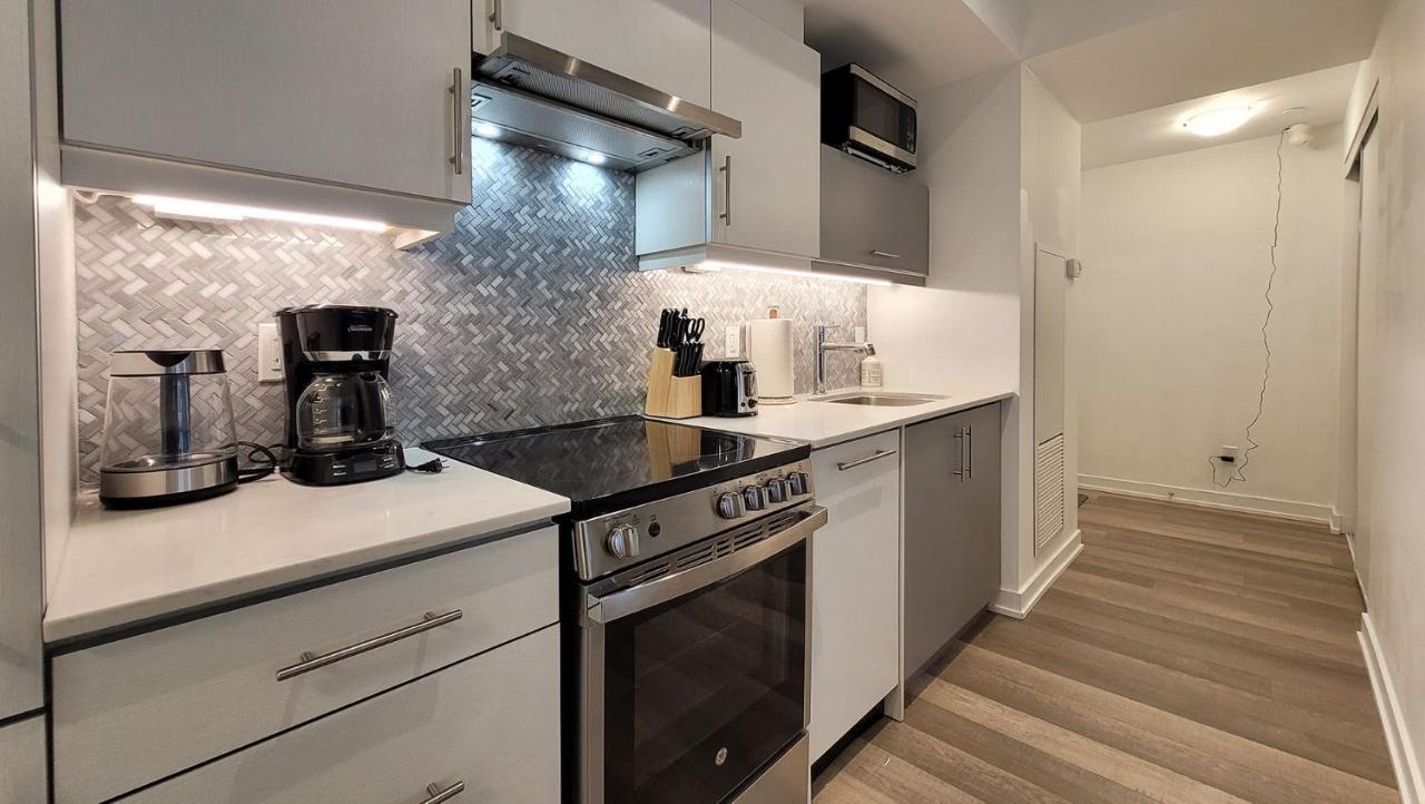 Lovely 3 Bedrooms In University Of Toronto Esterno foto
