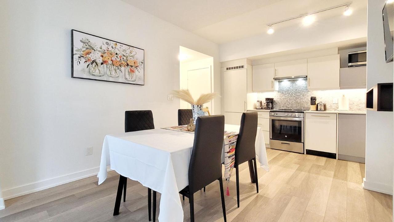 Lovely 3 Bedrooms In University Of Toronto Esterno foto